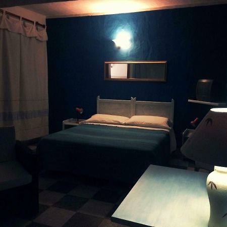 En Ville Bed And Breakfast Gonnesa Buitenkant foto