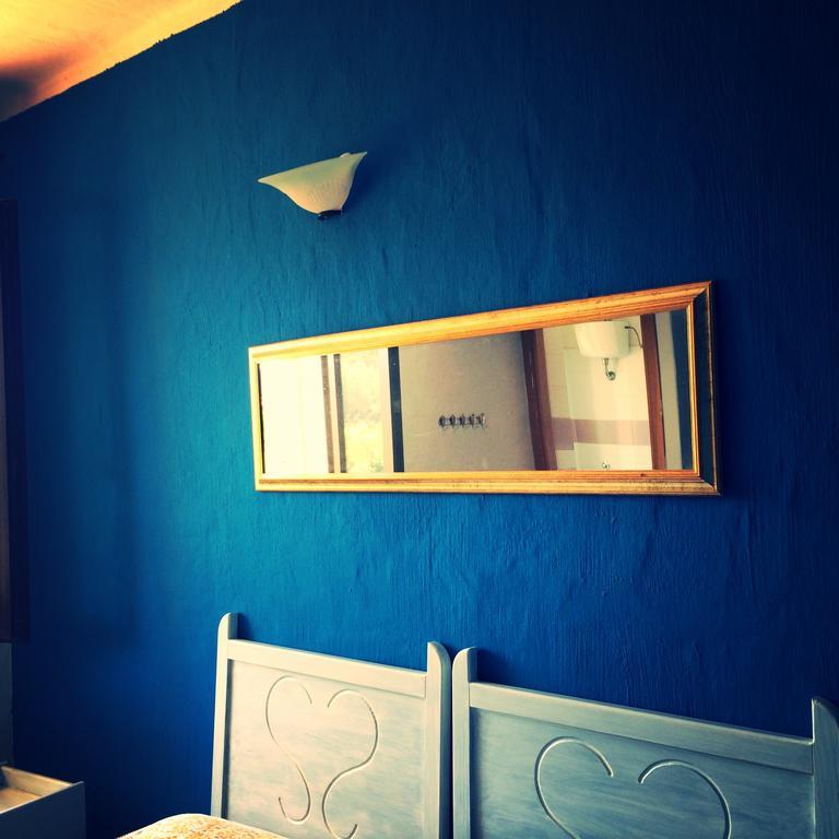 En Ville Bed And Breakfast Gonnesa Kamer foto